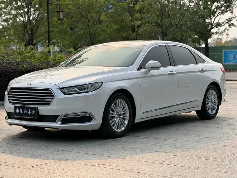 Ford Taurus, 2017