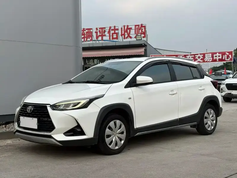Toyota Yaris L, 2022