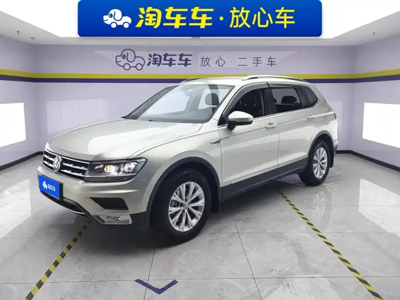 Volkswagen Tiguan L, 2017