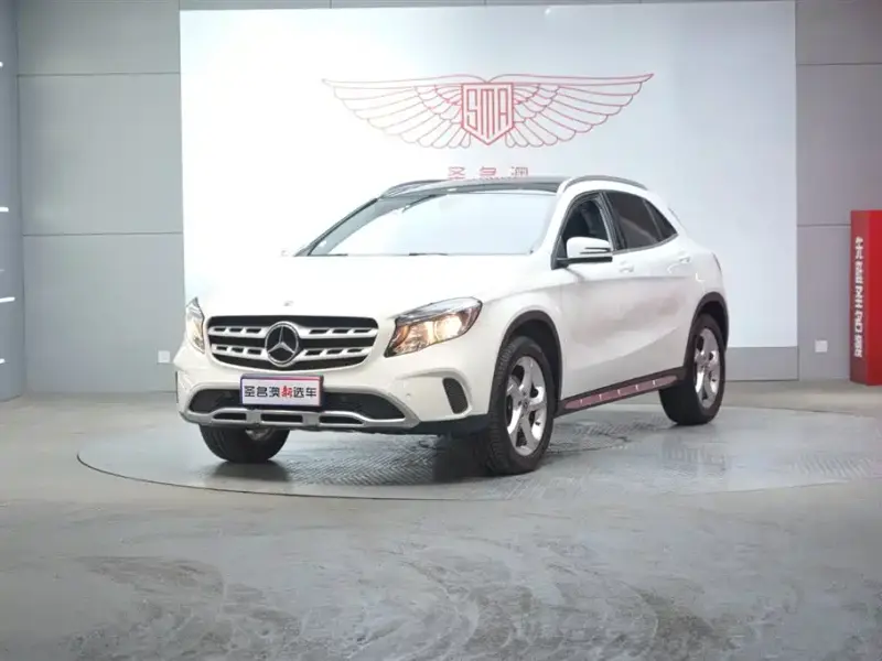 Mercedes-Benz GLA, 2020