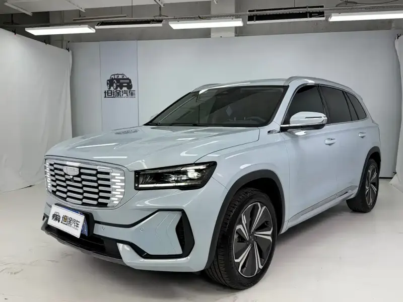 Geely Xingyue L, 2022