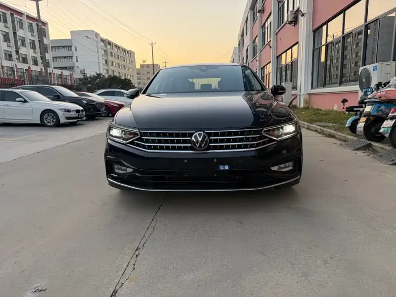 Volkswagen Magotan, 2023
