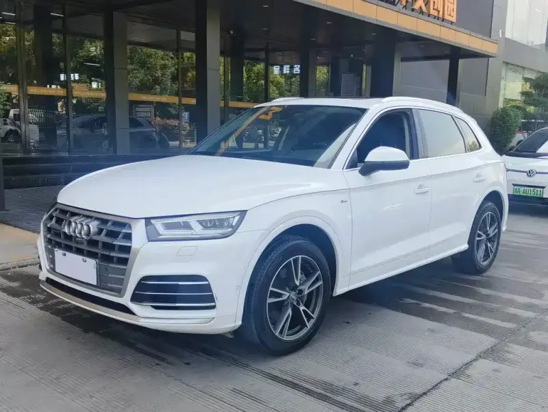 Audi Q5L, 2020