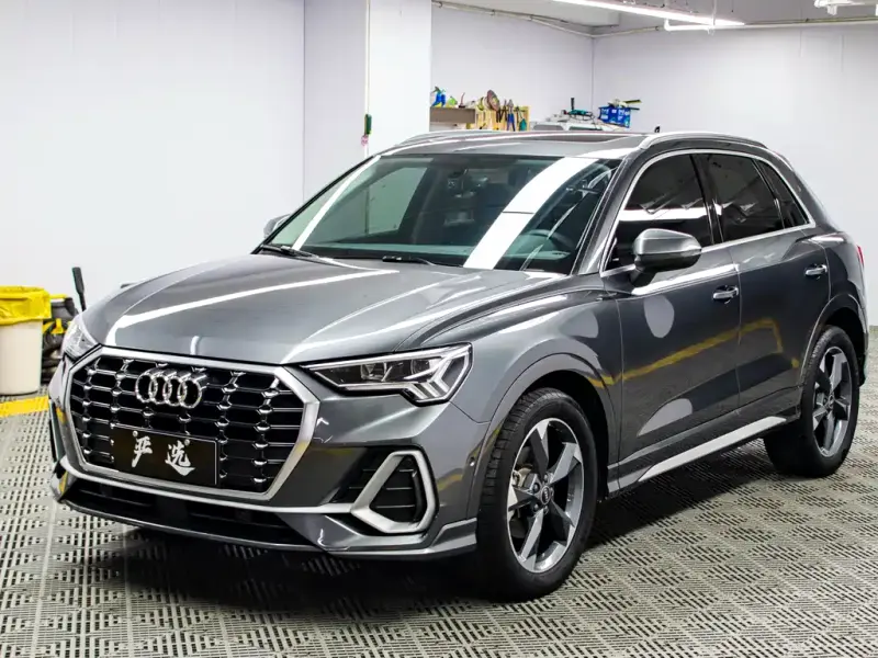 Audi Q3, 2022