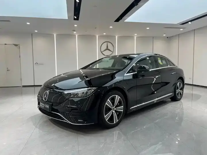 Mercedes-Benz EQE, 2025