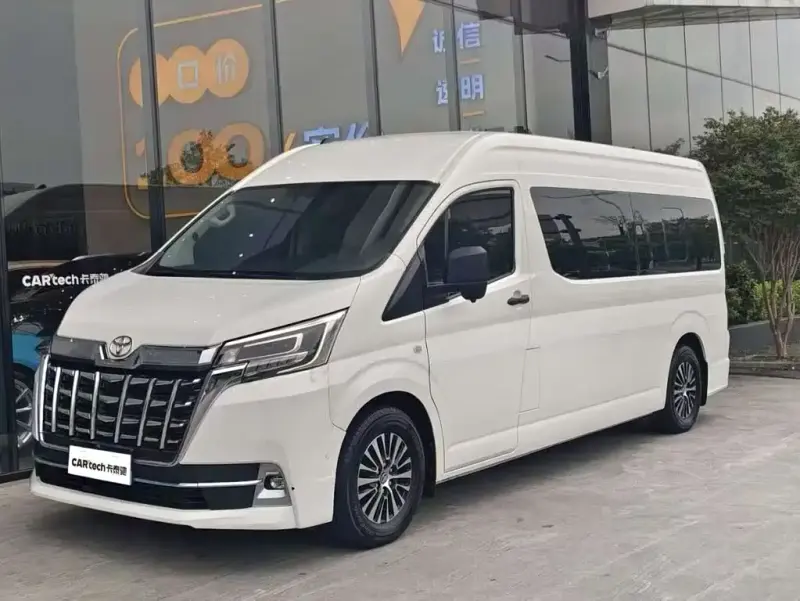Toyota Hiace, 2023