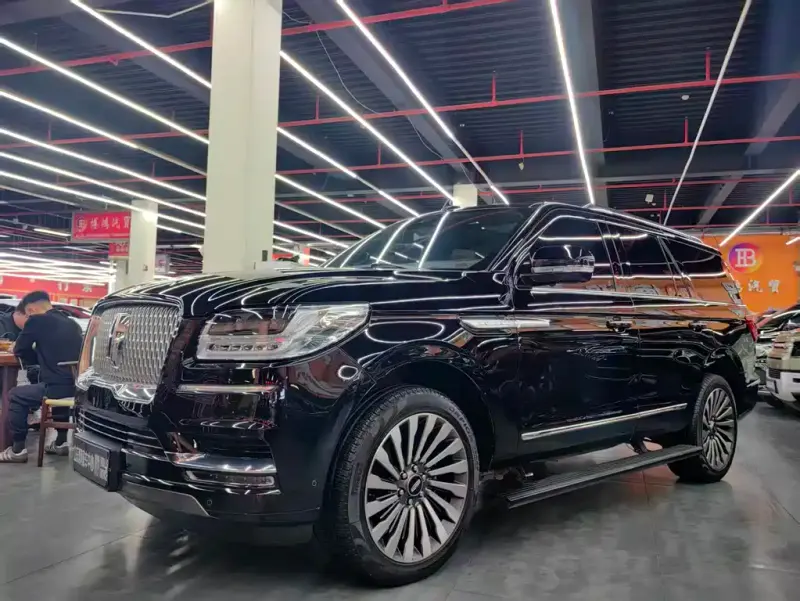 Lincoln Navigator, 2021