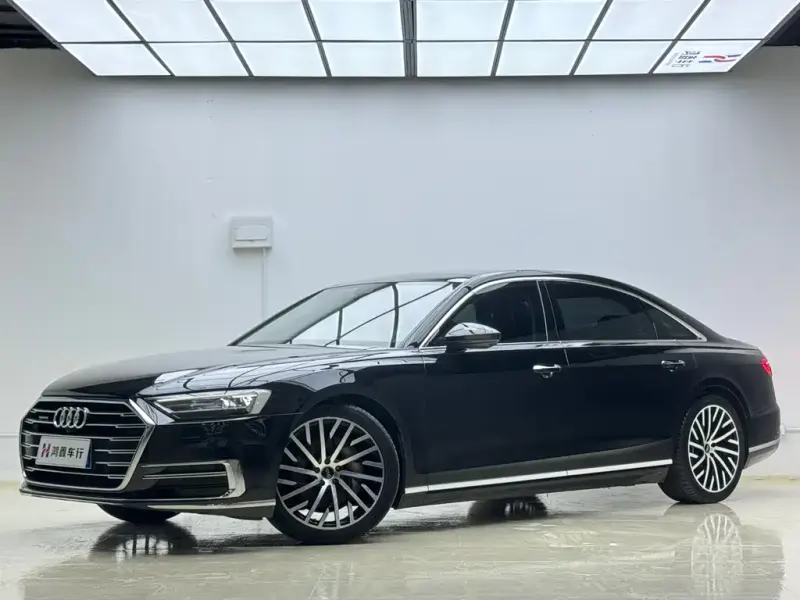 Audi A8, 2021