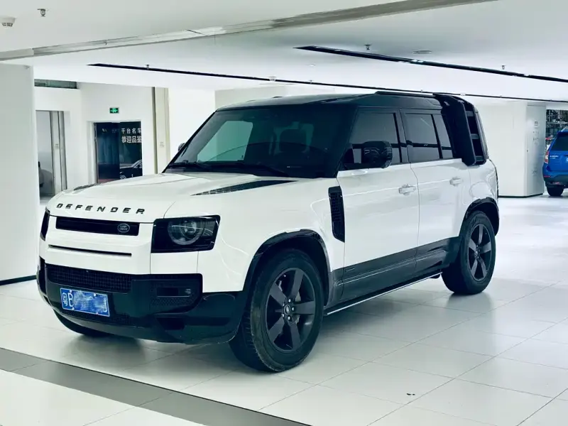 Land Rover Defender, 2021