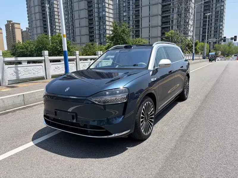 AITO M9, 2025