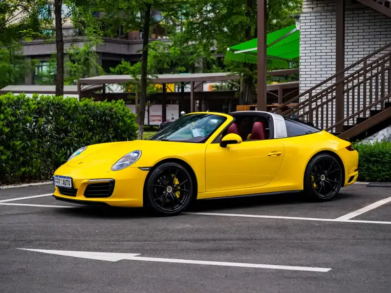 Porsche 911, 2018