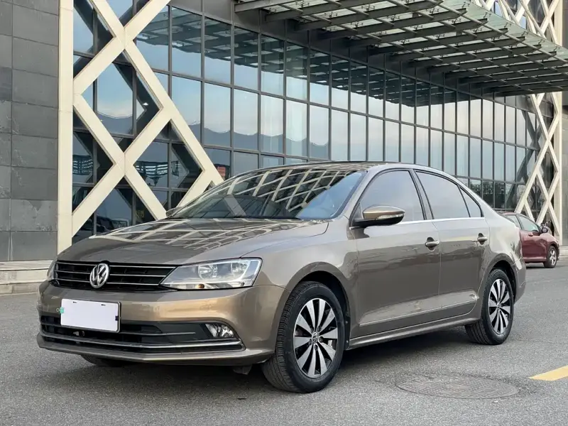 Volkswagen Sagitar, 2017