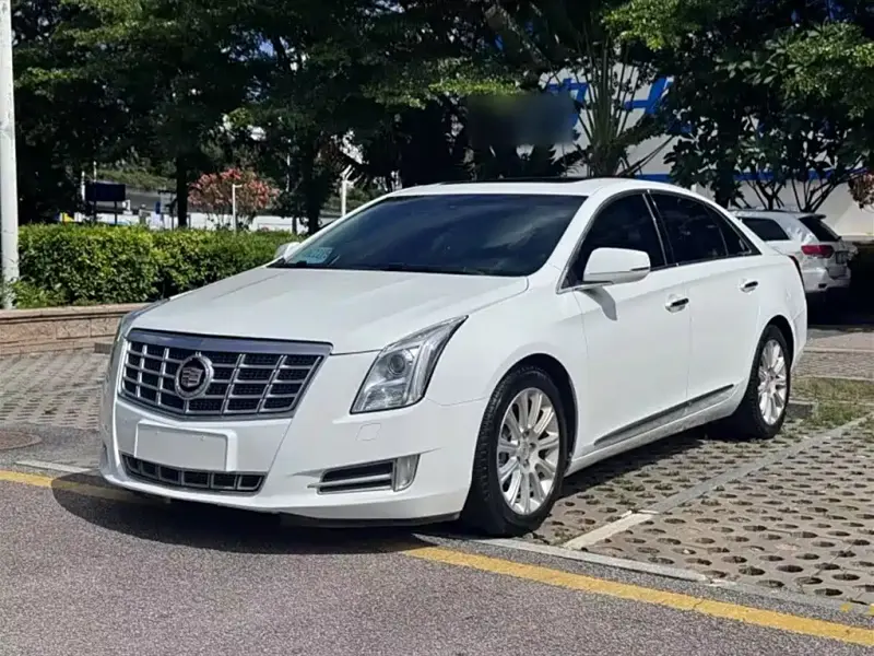 Cadillac XTS, 2015