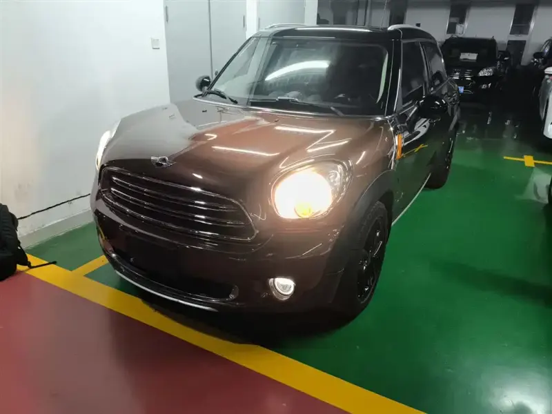 MINI Countryman, 2015