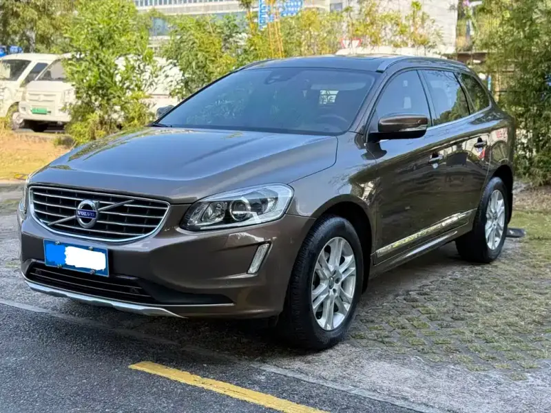 Volvo XC60, 2015