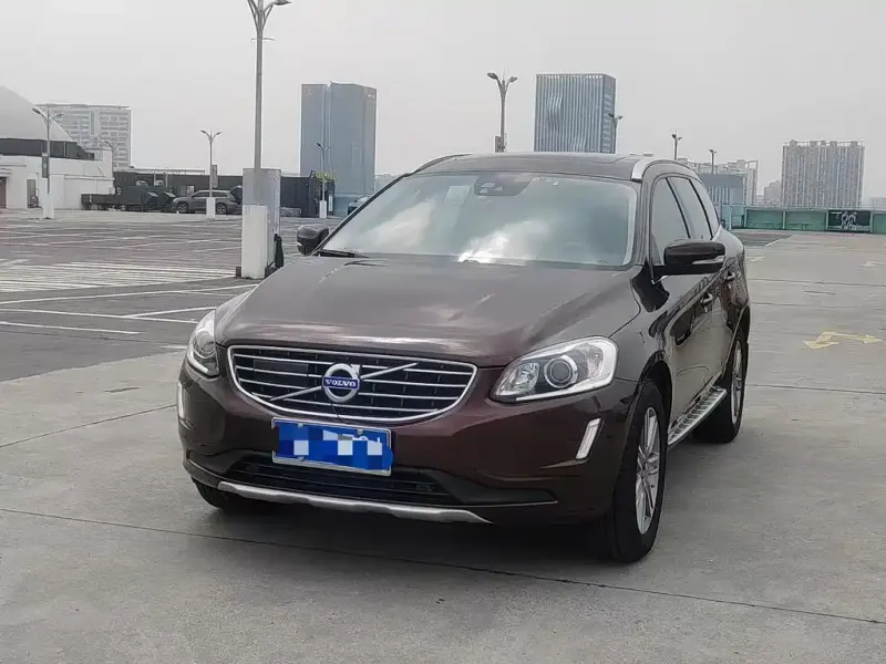 Volvo XC60, 2015