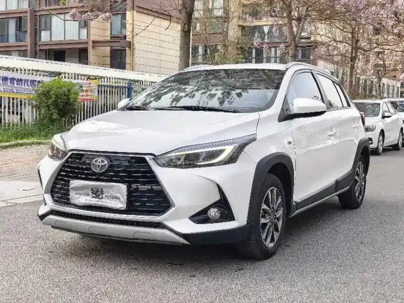 Toyota Yaris L, 2022