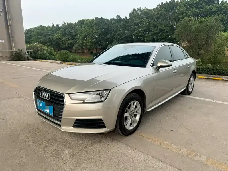 Audi A4L, 2016