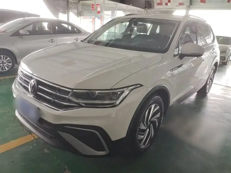 Volkswagen Tiguan L, 2022