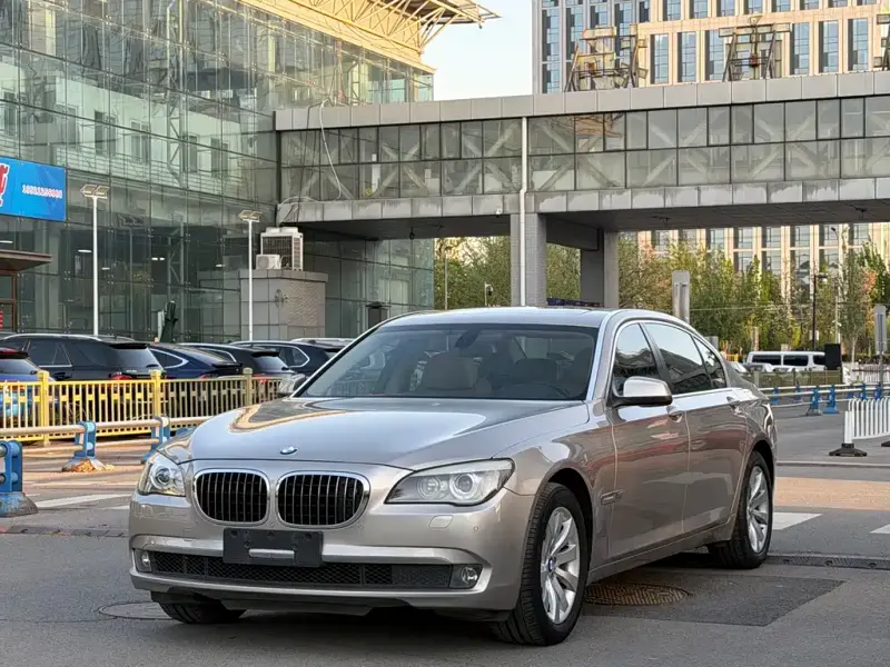 BMW 7 Series, 2012