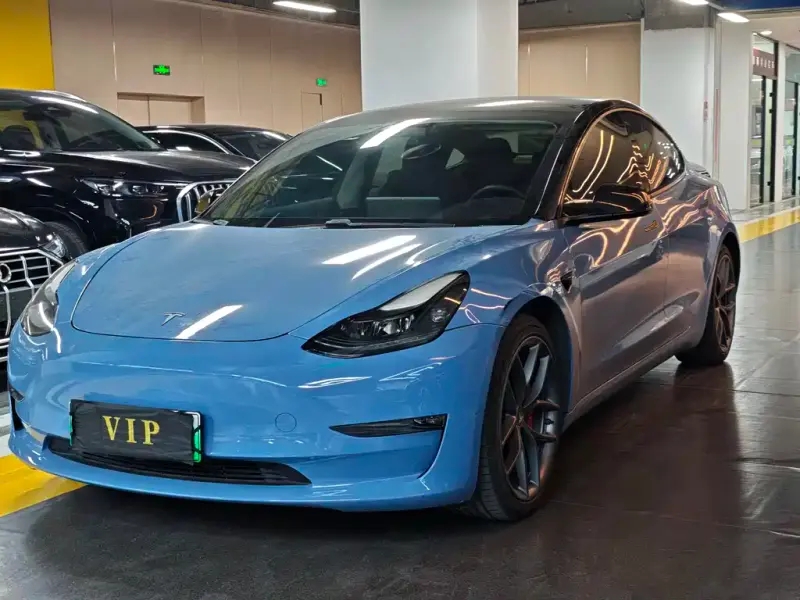 Tesla Model 3, 2022