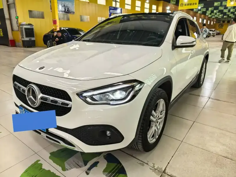 Mercedes-Benz GLA, 2022