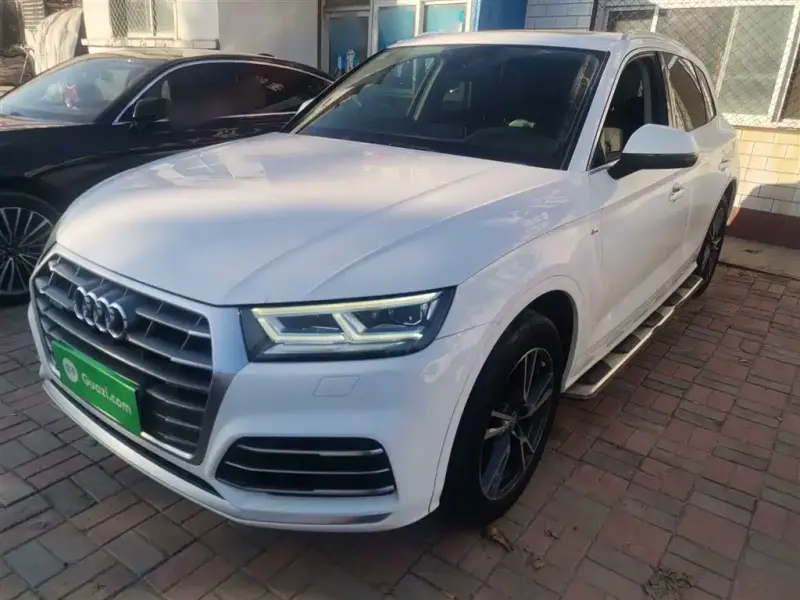 Audi Q5L, 2020