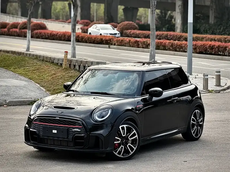 MINI JCW, 2022