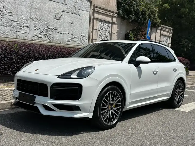 Porsche Cayenne, 2021