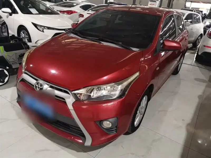 Toyota Yaris L, 2014