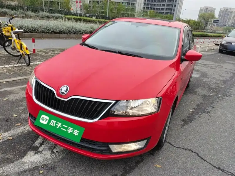 Skoda Rapid Spaceback, 2015