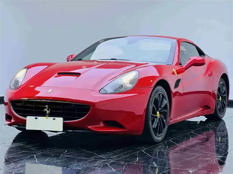 Ferrari California T, 2010