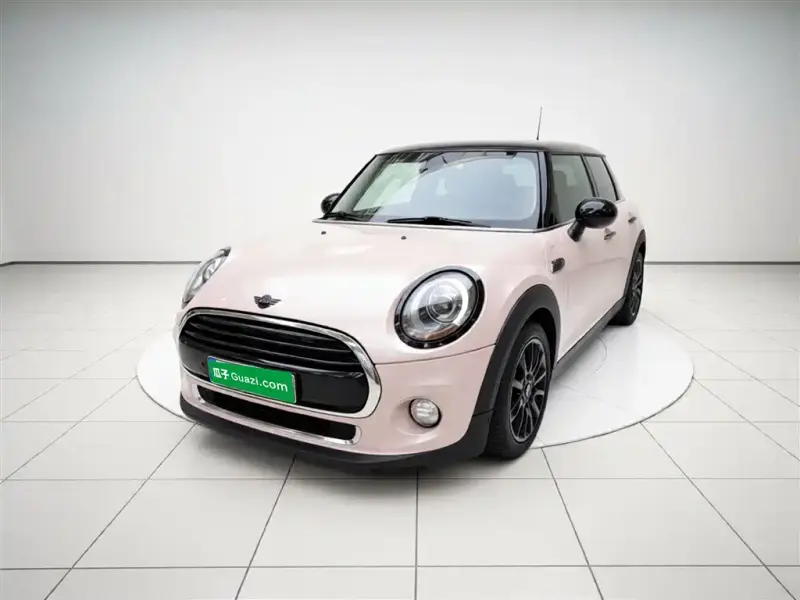 MINI Mini, 2015
