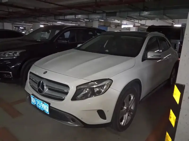 Mercedes-Benz GLA, 2016