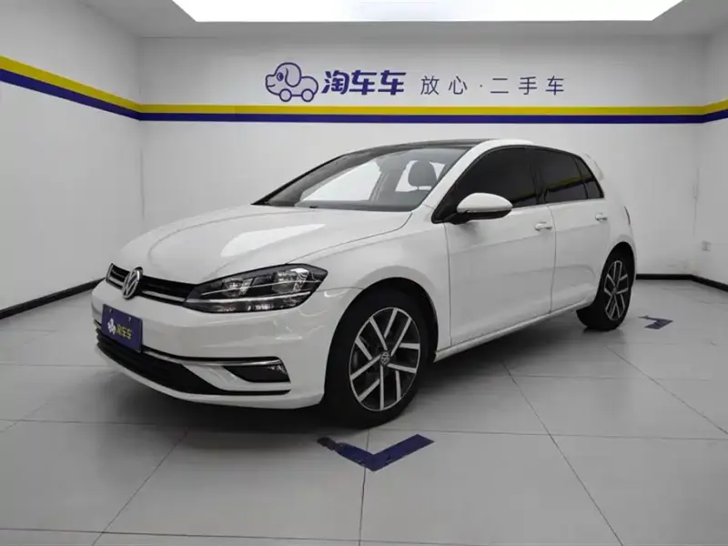 Volkswagen Golf, 2020
