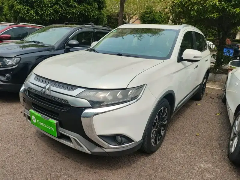 Mitsubishi Outlander, 2019