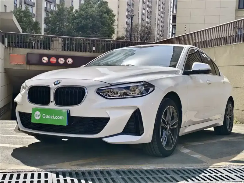 BMW 1 Series, 2021