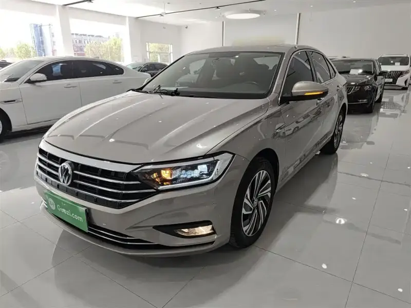 Volkswagen Sagitar, 2021