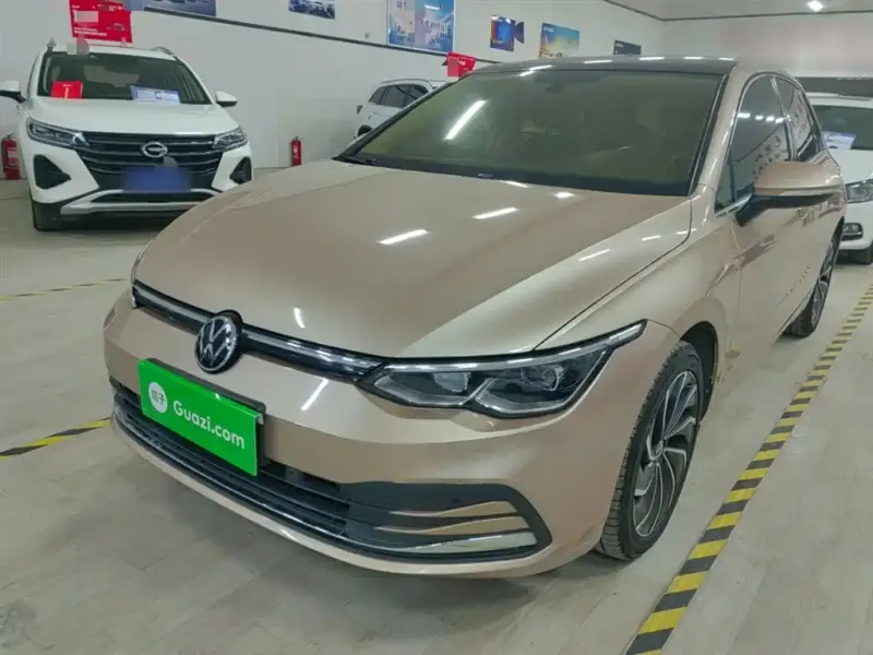 Volkswagen Golf, 2021