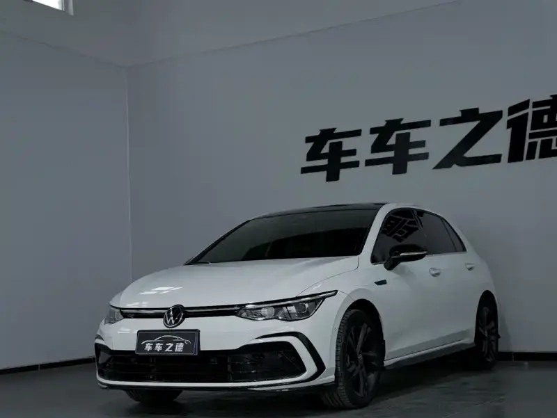 Volkswagen Golf, 2021
