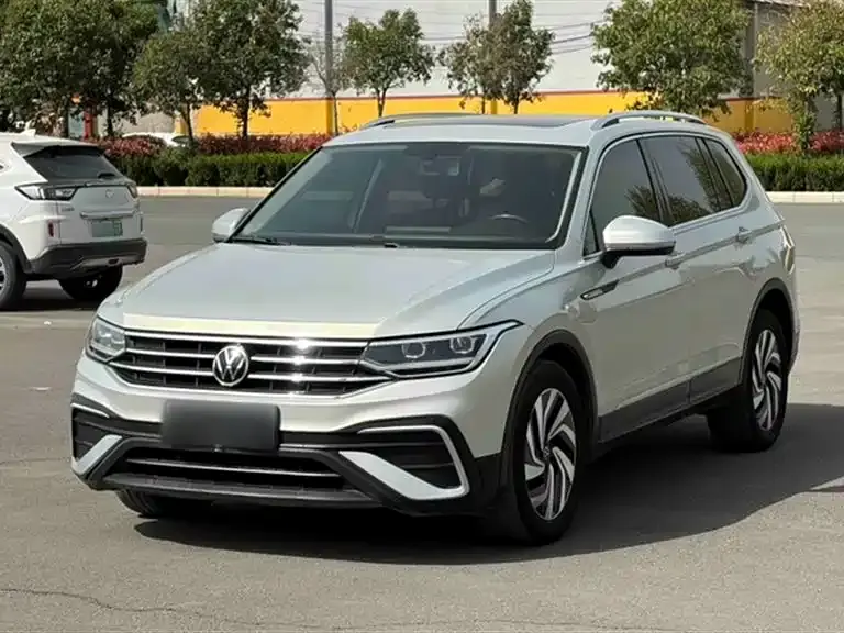 Volkswagen Tiguan L, 2022