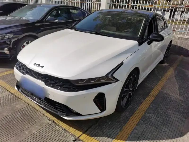 Kia K5, 2022