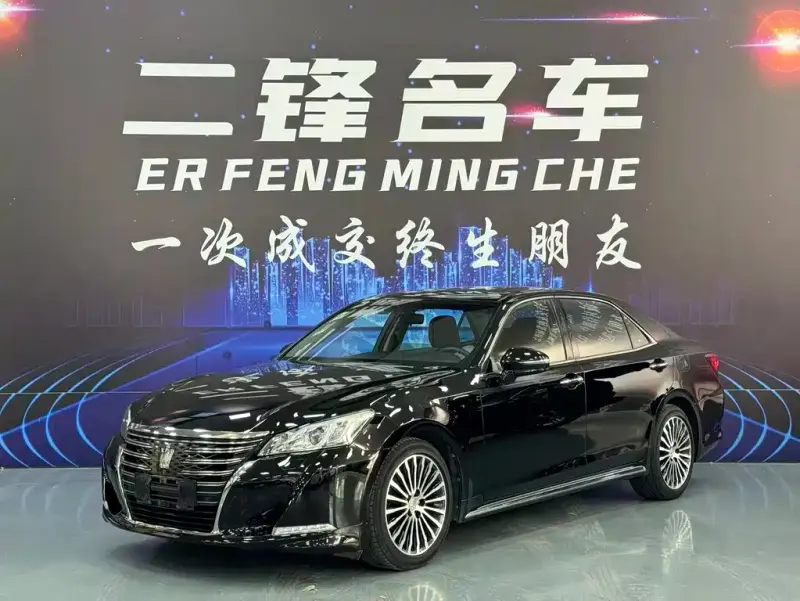 Toyota Crown, 2018