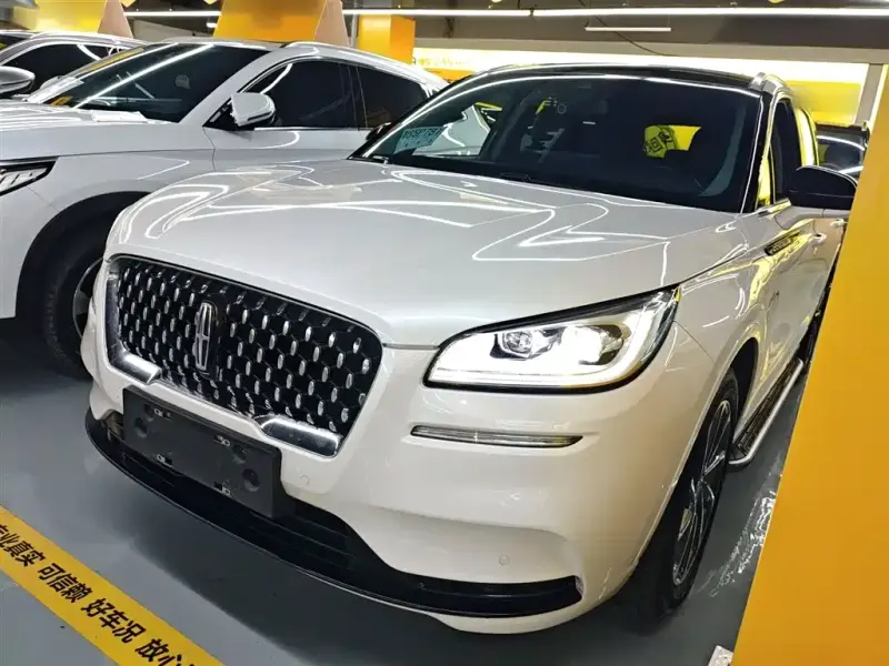 Lincoln Corsair Hybrid, 2022