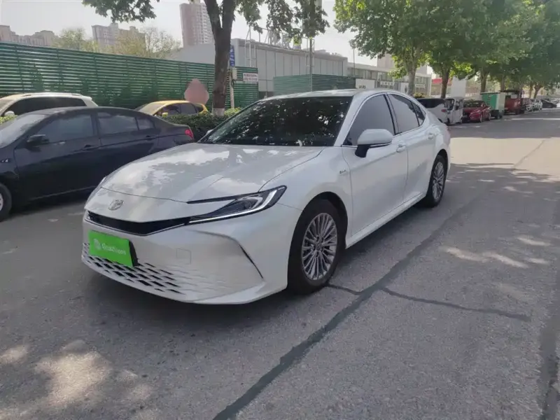Toyota Camry, 2025