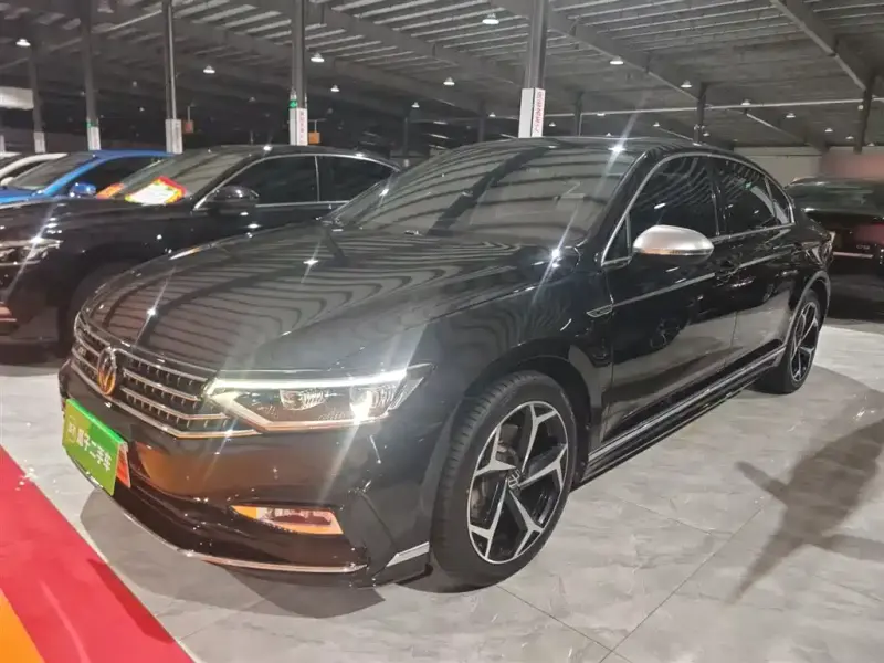 Volkswagen Magotan, 2023