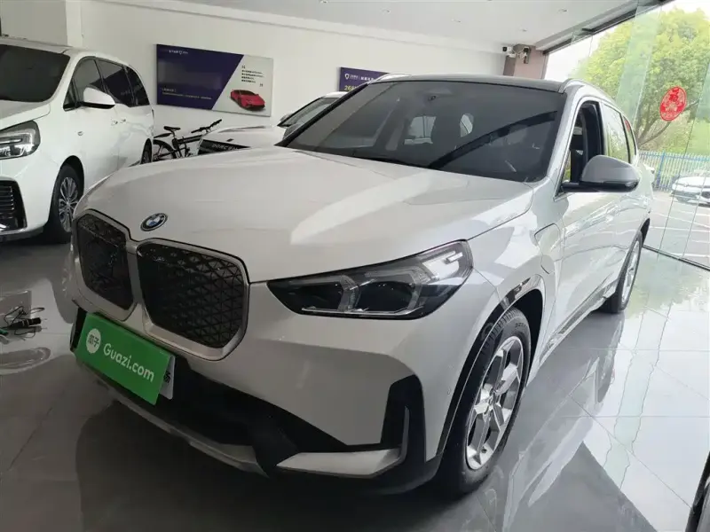 BMW iX1, 2024