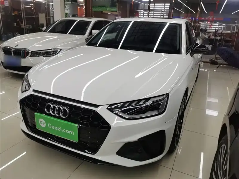 Audi A4L, 2023