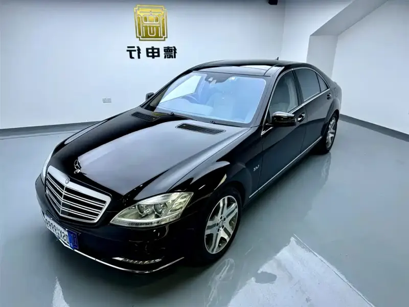 Mercedes-Benz S-Class, 2011