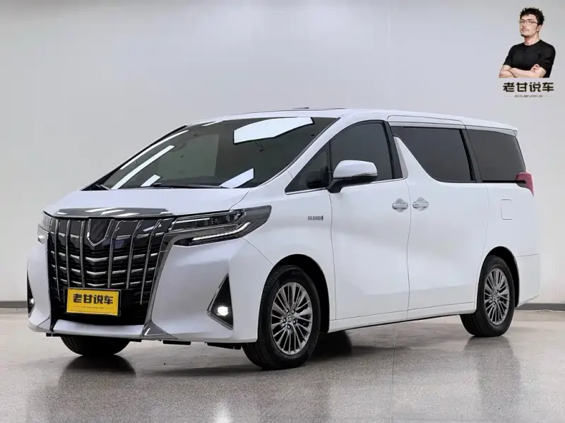 Toyota Alphard, 2022